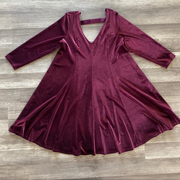 Torrid Burgundy Velvet Dress - Picture 1 of 7